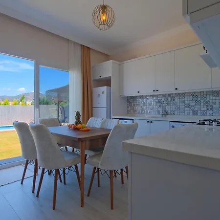 Villa Liya